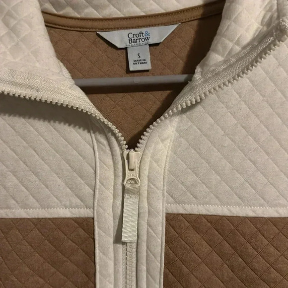Croft & Barrow Women's Quilted Quarter-Zip Top Pullover - Picture 5 of 7